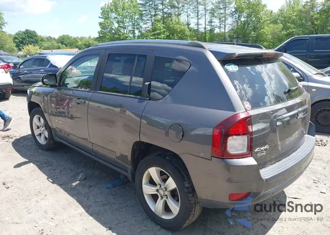 2014 Jeep Compass Sport z USA, uszkodzony, nr VIN 1C4NJDBB3ED841898